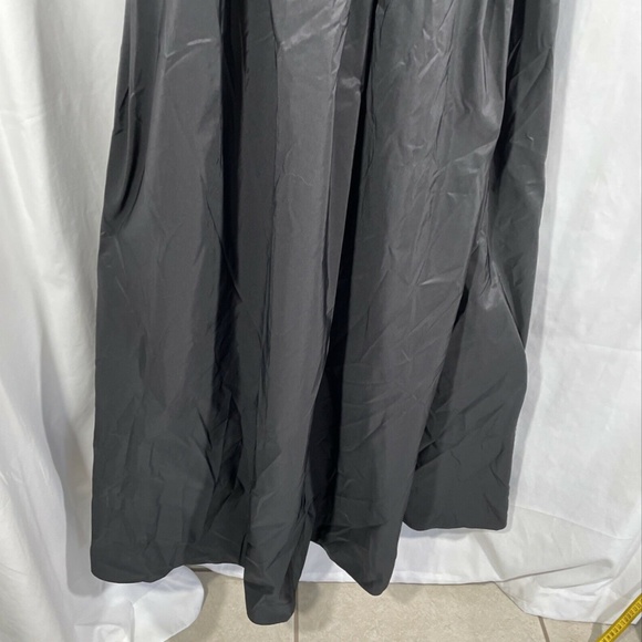 NWT $308 Vince Camuto [ 10 ] Embellished Off Shoulder Ballgown in‎ Black - Picture 6 of 12